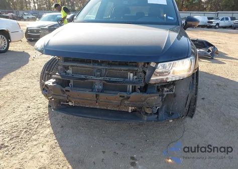 2021 Volkswagen Tiguan 2.0T Se/2.0T Se R-Line Black/2.0T Sel from USA, damaged, VIN 3VV2B7AX5MM110554